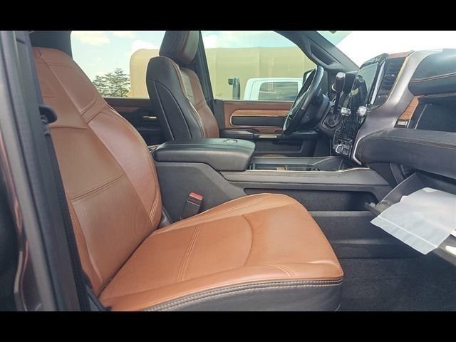 Used 2023 RAM 3500 Limited AWD/4WD image 9
