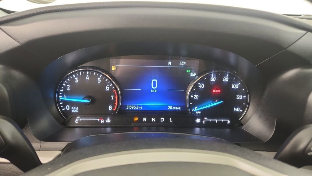 Used 2023 Ford Explorer XLT image 11