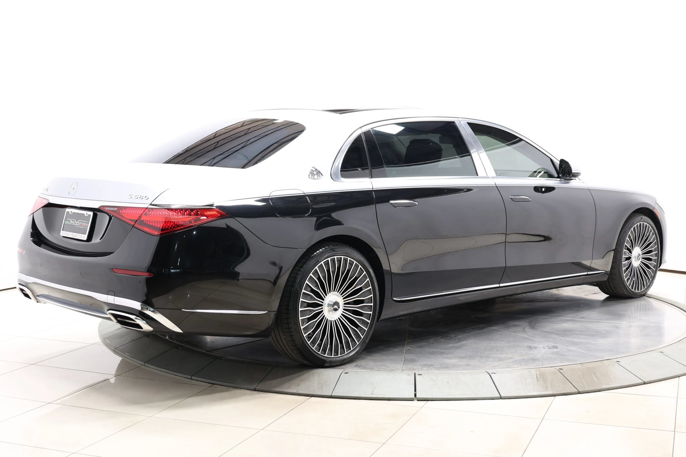 Used 2023 Mercedes-Benz Maybach S 580 4MATIC image 5