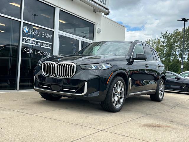 Used 2026 BMW X5 xDrive40i AWD/4WD image 3