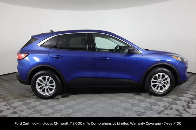 Certified 2022 Ford Escape SE image 3