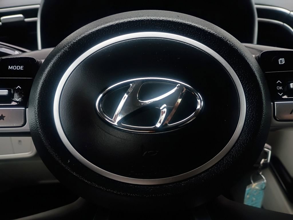 Used 2023 Hyundai Tucson SE image 5