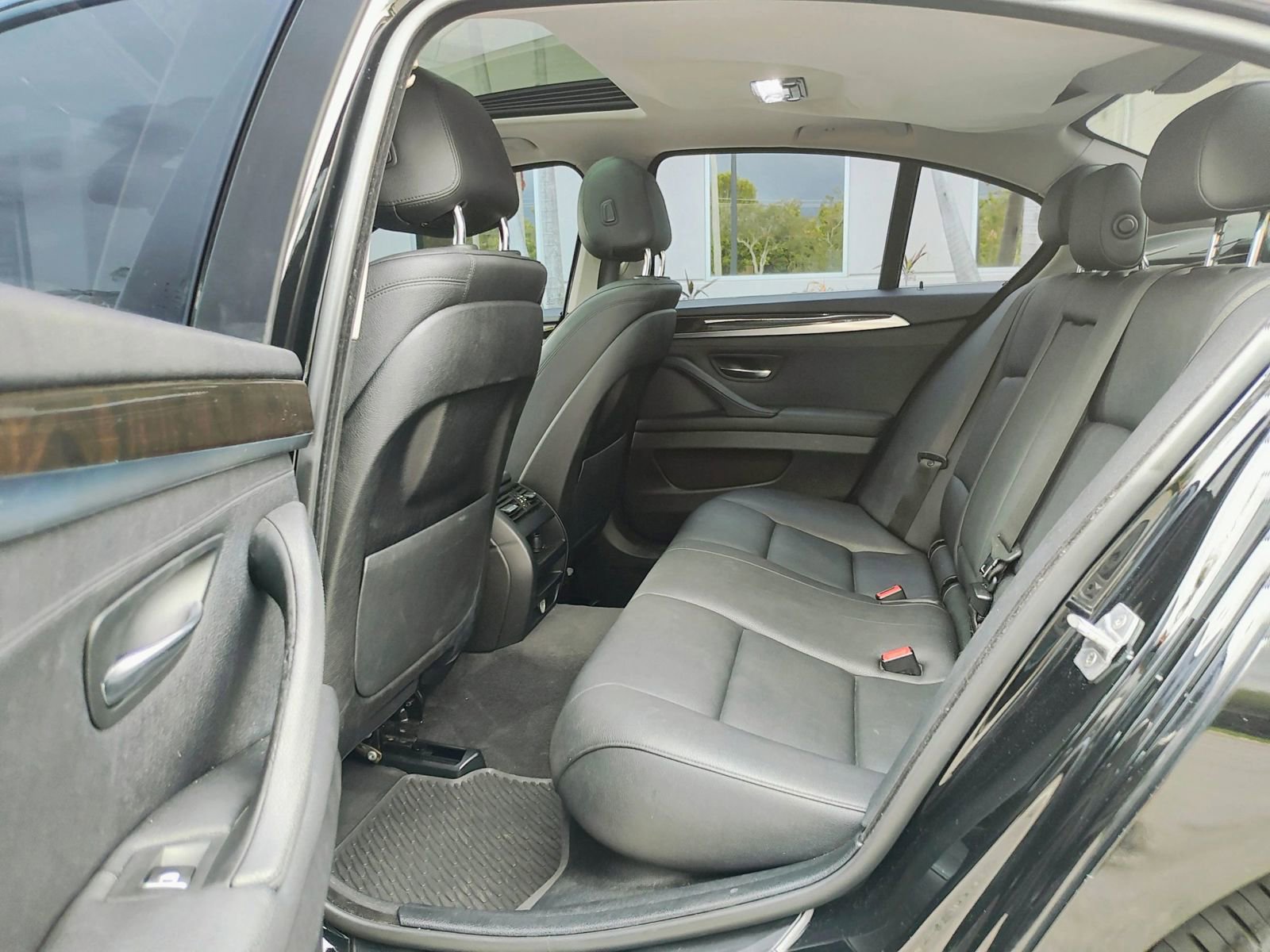 Used 2016 BMW 528i Sedan image 12