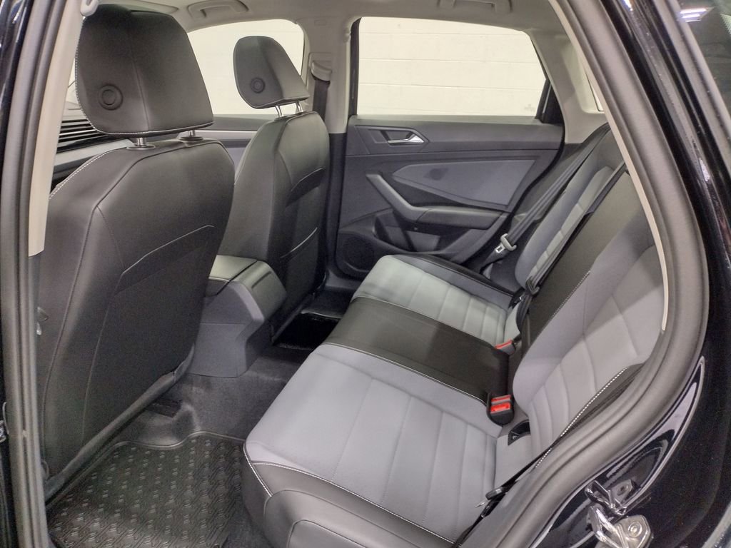 New 2026 Volkswagen Jetta SE image 23