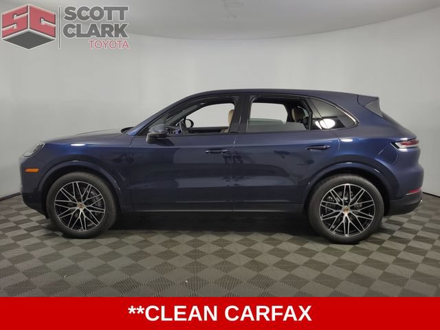 Used 2025 Porsche Cayenne AWD/4WD image 4