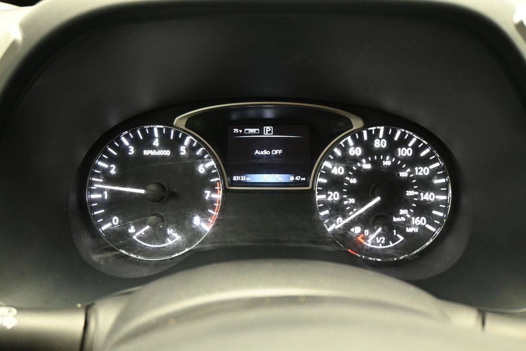 Used 2020 Nissan Pathfinder SL AWD/4WD image 18