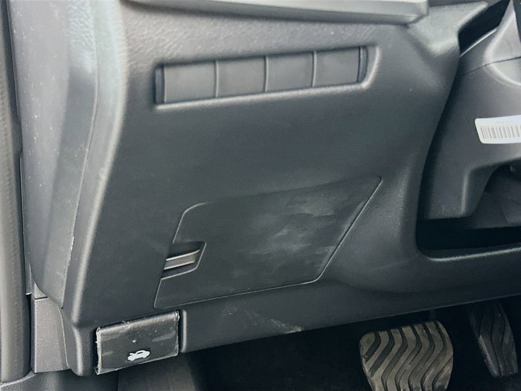 New 2026 Nissan Kicks SV w/ SV Premium Package image 15