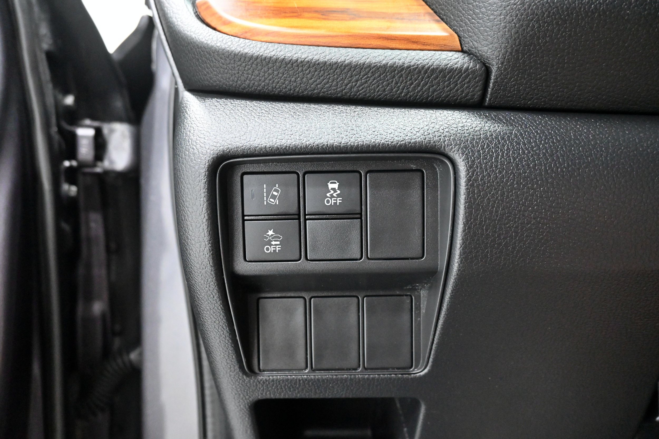 Used 2018 Honda CR-V EX image 9