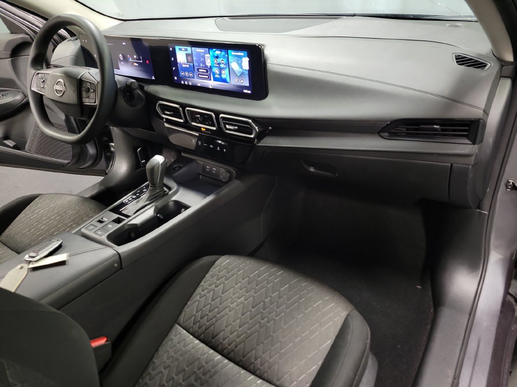 Used 2026 Nissan Sentra SV w/ Floor Mat Package FWD image 33