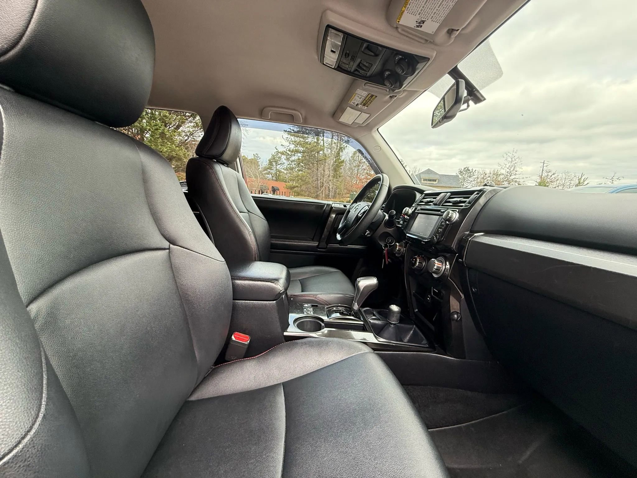 Used 2015 Toyota 4Runner TRD Pro image 29