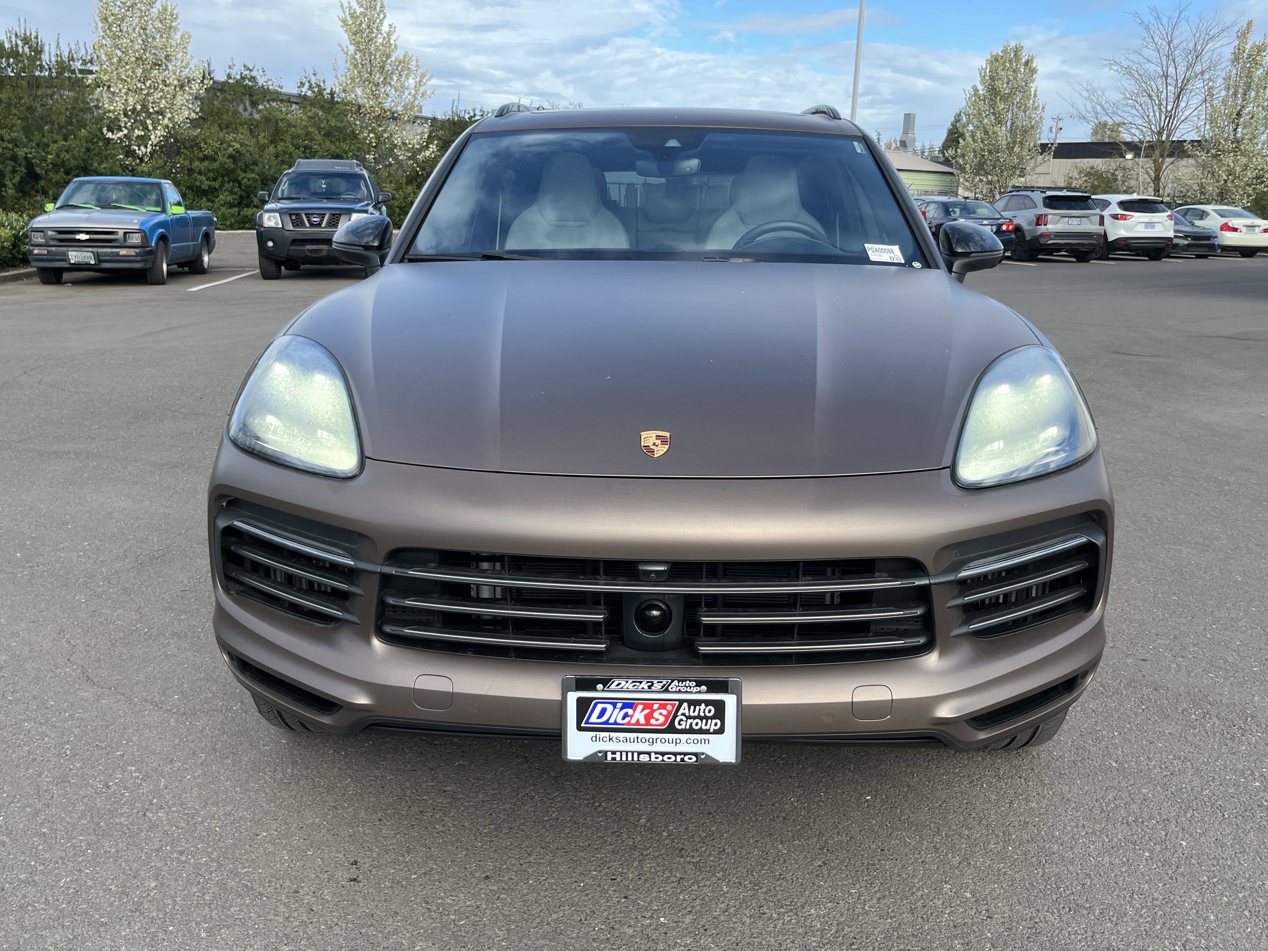 Used 2023 Porsche Cayenne Platinum Edition image 8