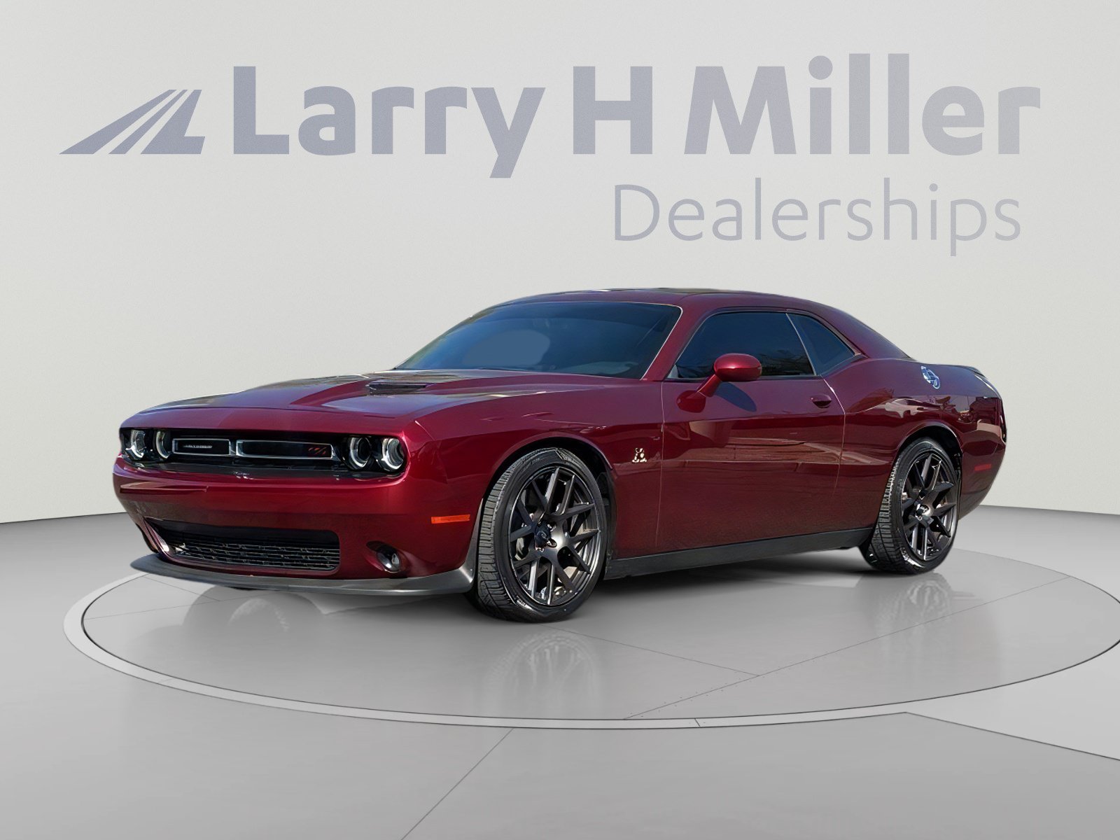Used 2018 Dodge Challenger R/T Scat Pack w/ Leather Interior Group