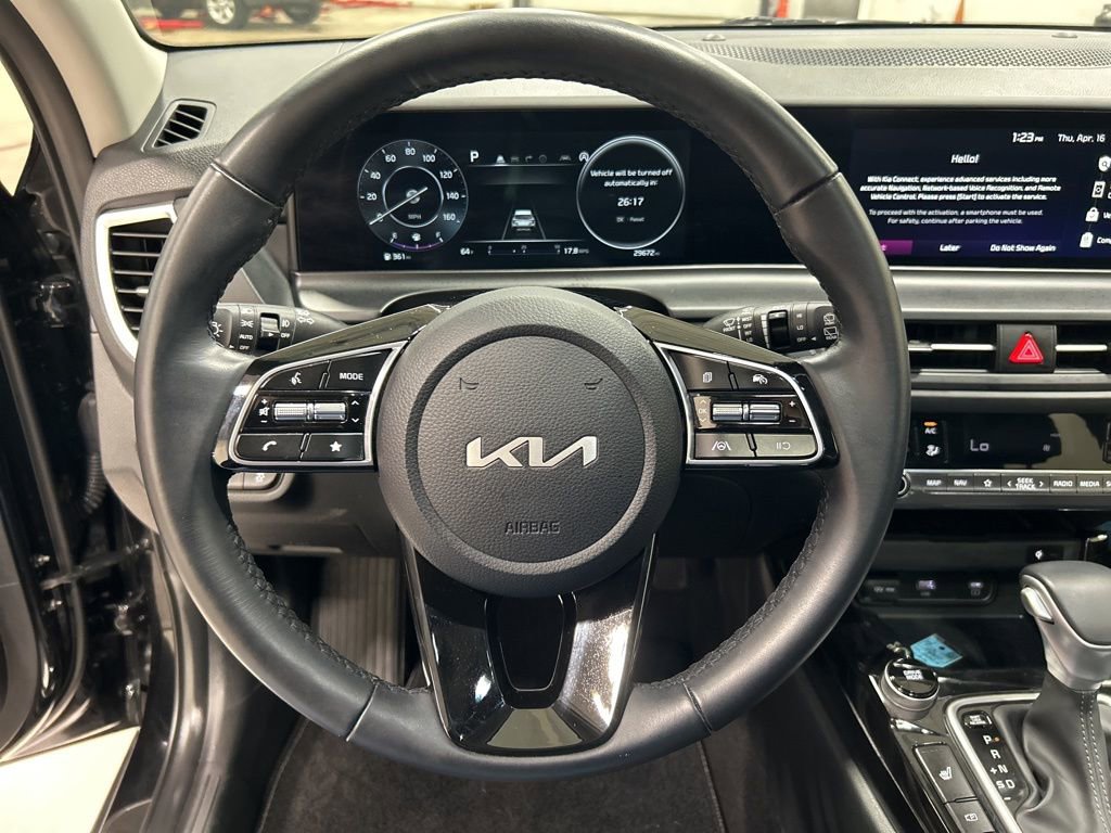 Used 2024 Kia Seltos EX AWD/4WD image 17