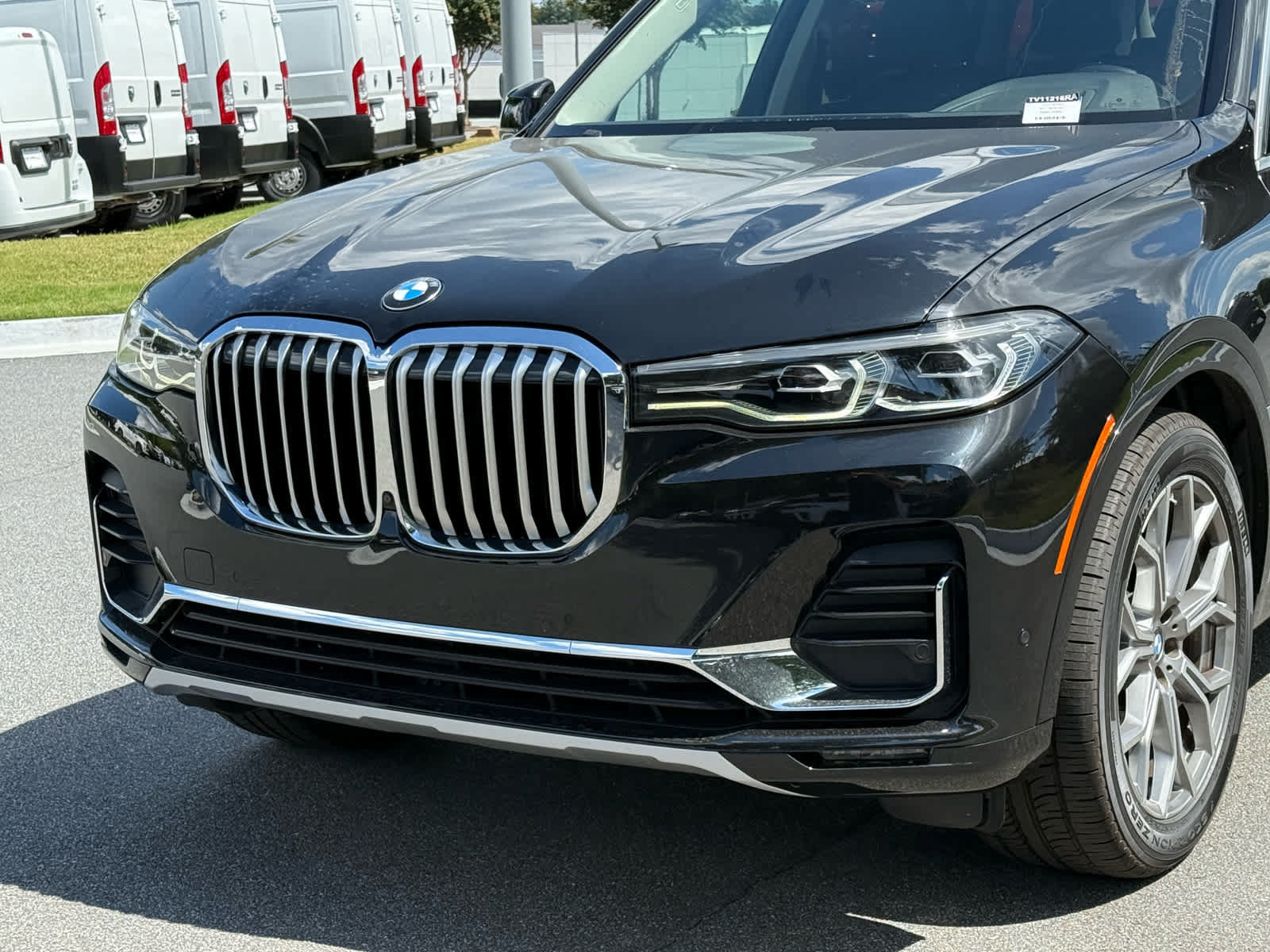 Used 2022 BMW X7 xDrive40i w/ Premium Package AWD/4WD image 9