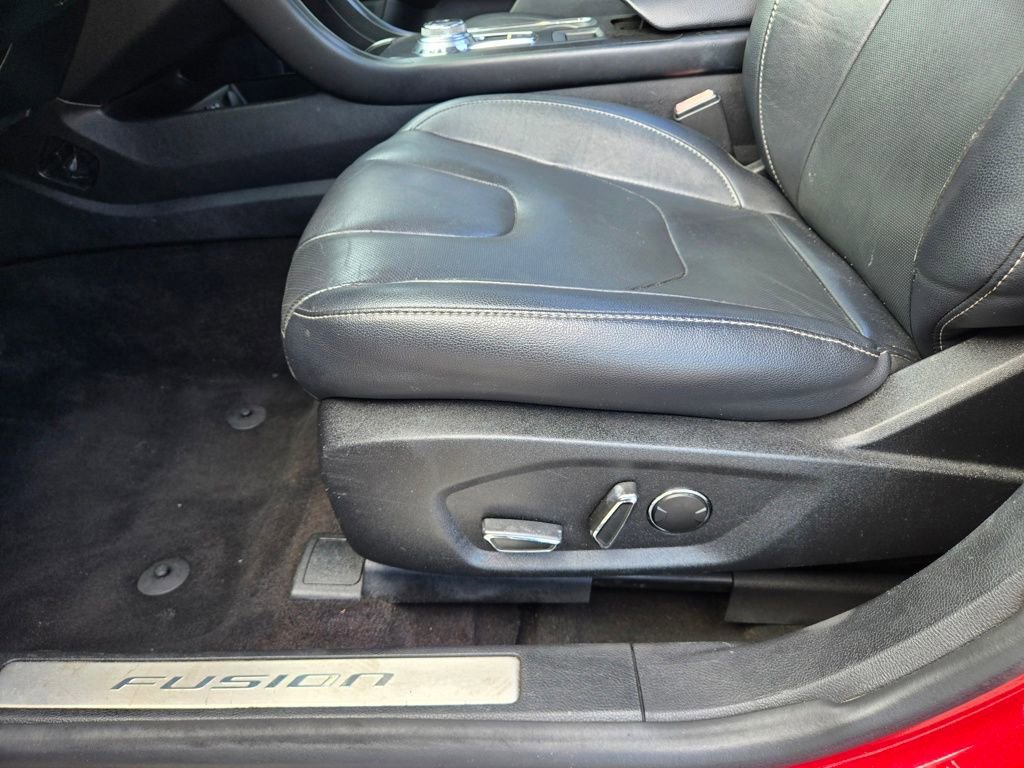 Used 2019 Ford Fusion Titanium AWD/4WD image 24