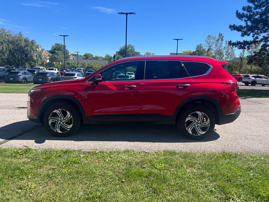 Used 2023 Hyundai Santa Fe SEL w/ Cargo Package AWD/4WD image 2