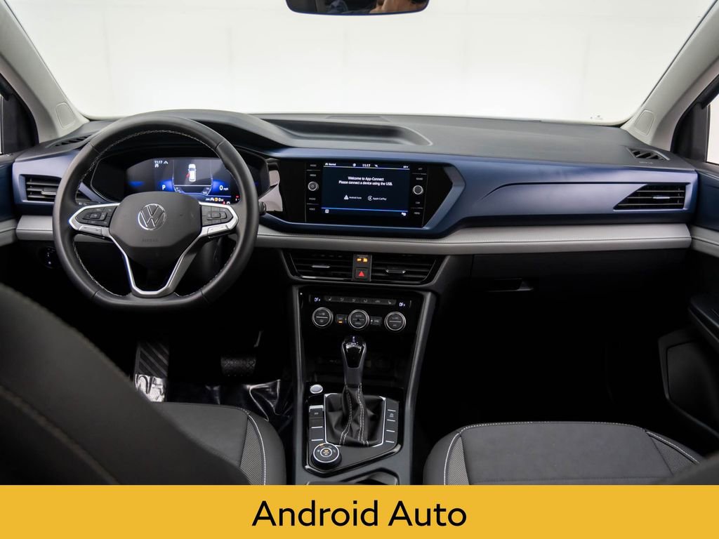 Used 2024 Volkswagen Taos SE image 9
