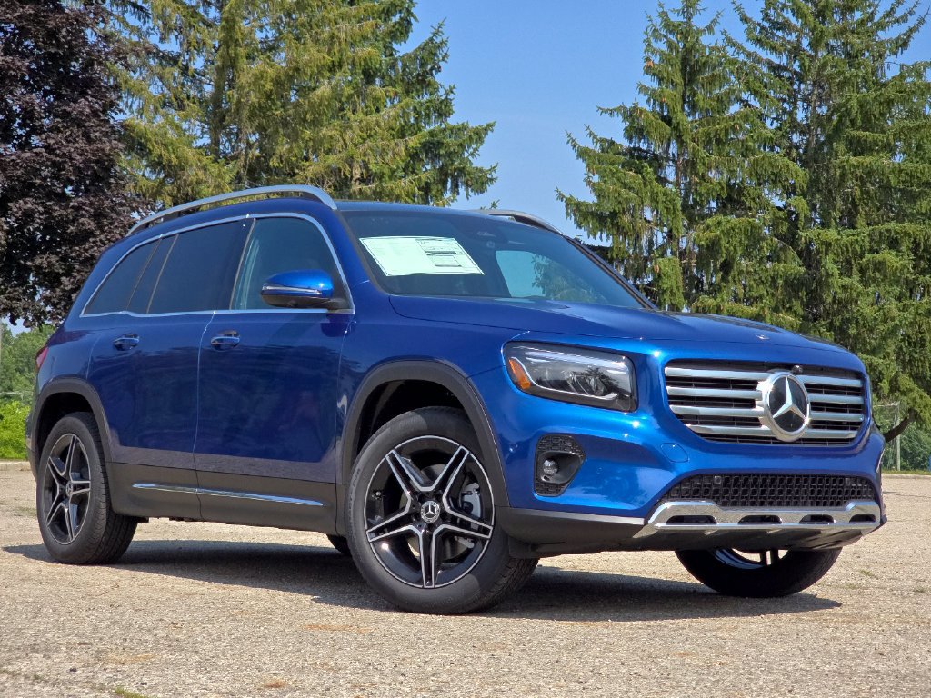 New 2026 Mercedes-Benz GLB 250 4MATIC