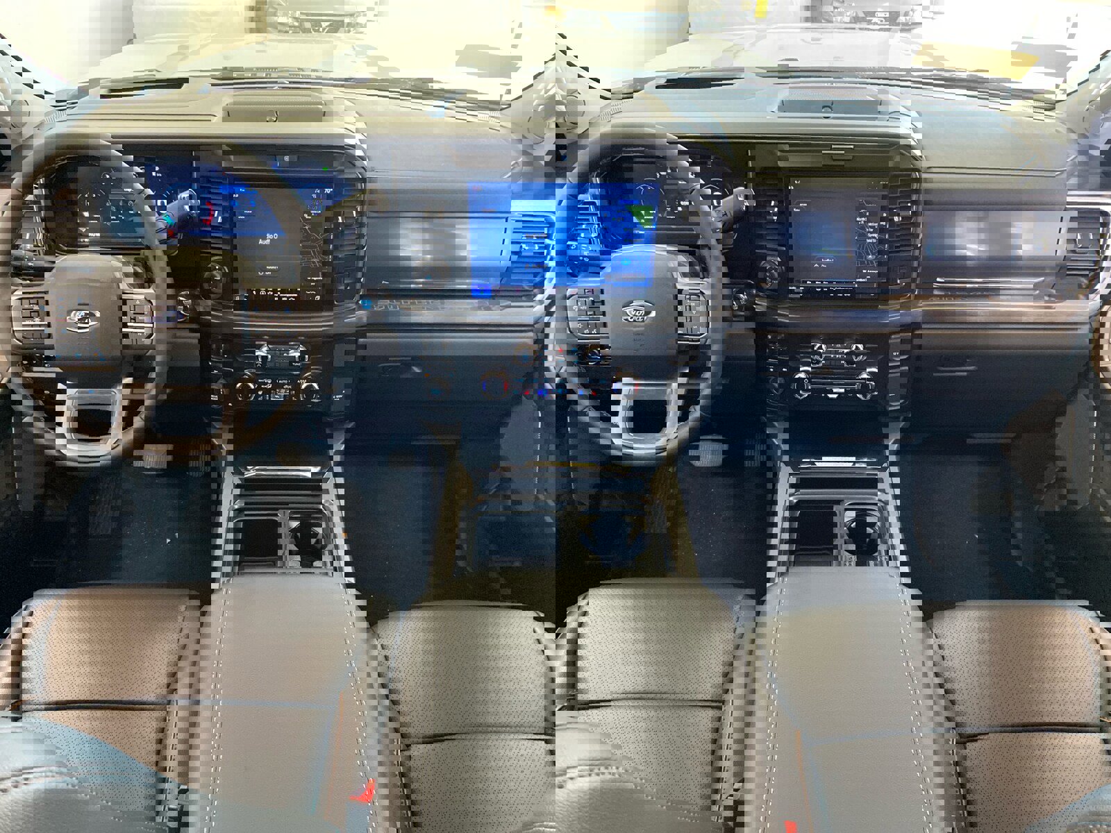 New 2026 Ford F350 Lariat w/ Lariat Ultimate Package image 10