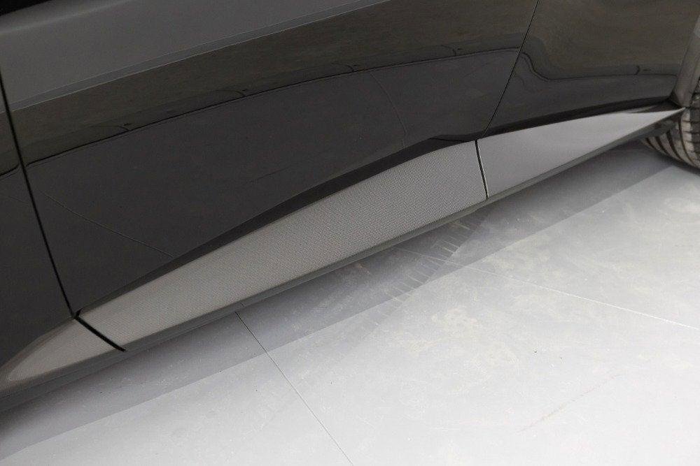 Certified 2025 Ferrari Purosangue image 30