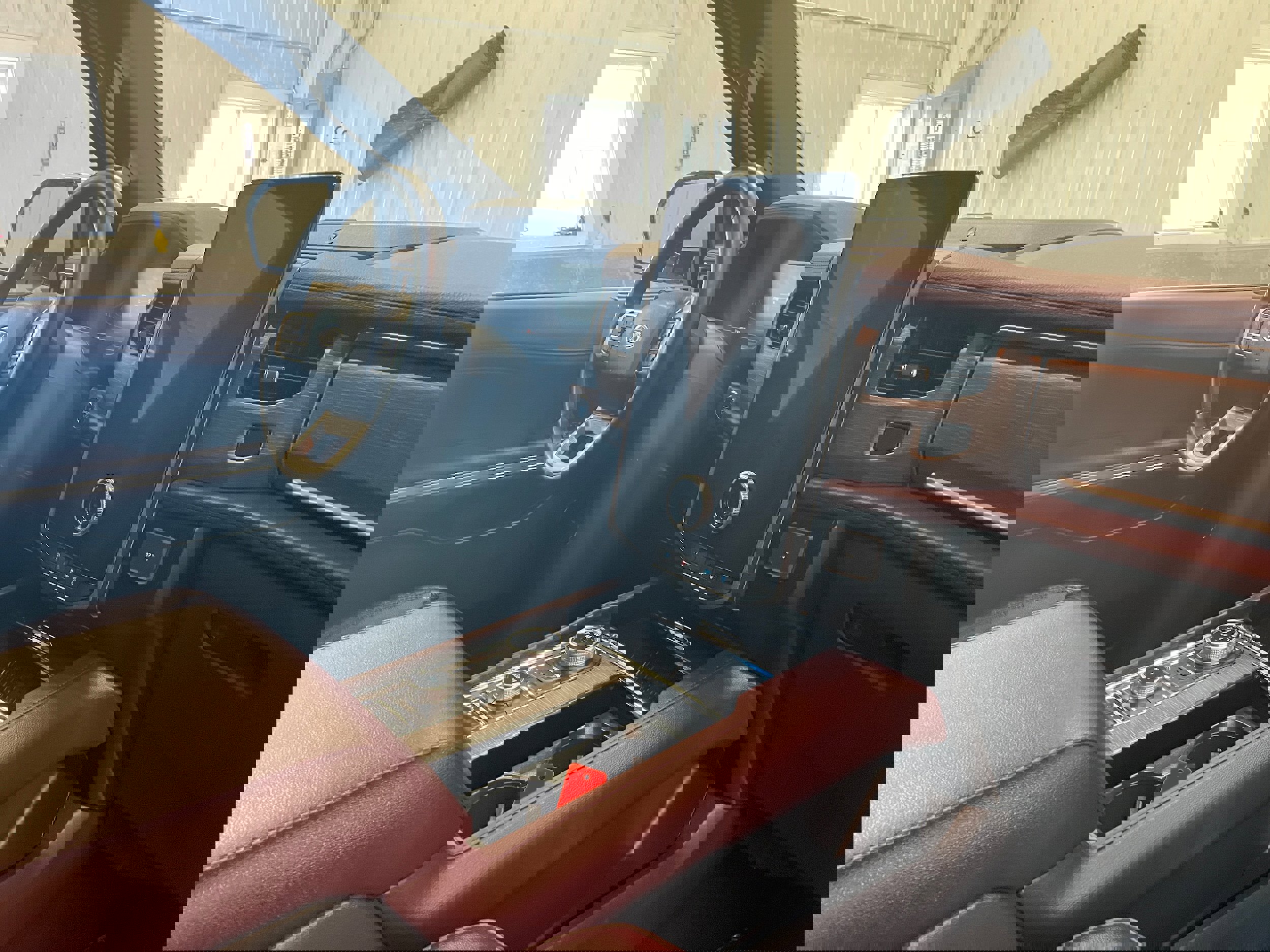 Used 2024 Ford Expedition Max Limited image 38