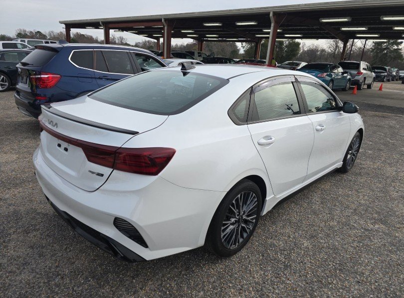 Used 2024 Kia Forte GT-Line image 3