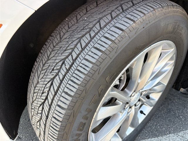 Used 2022 Buick Enclave Avenir w/ Trailering Package, 5000 lbs. AWD/4WD image 11