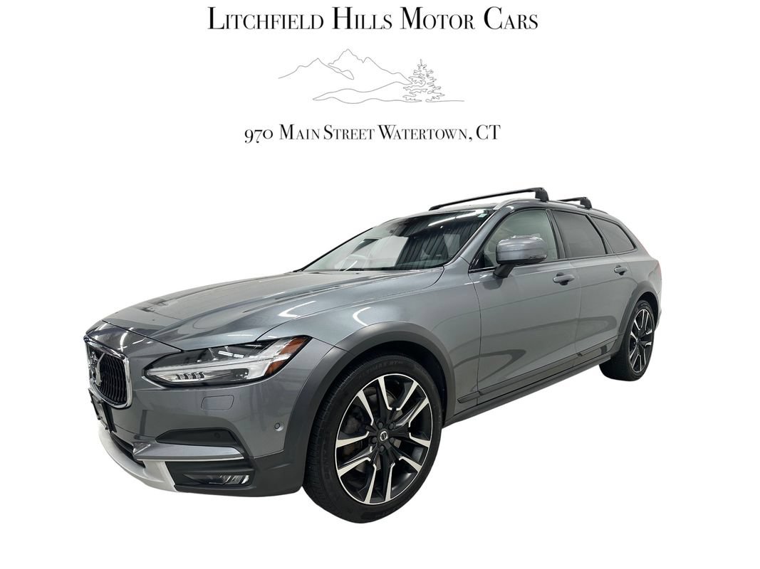 Used 2018 Volvo V90 T6 Cross Country w/ Convenience Package AWD/4WD image 1