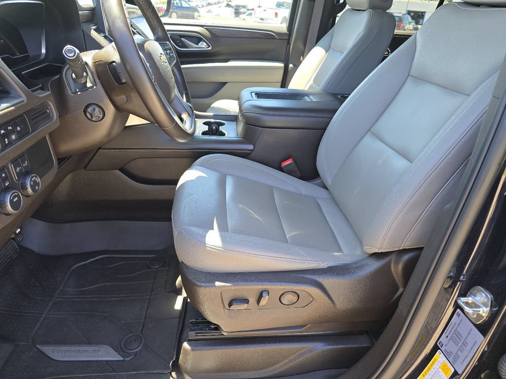 Used 2023 Chevrolet Tahoe LT w/ Luxury Package AWD/4WD image 29