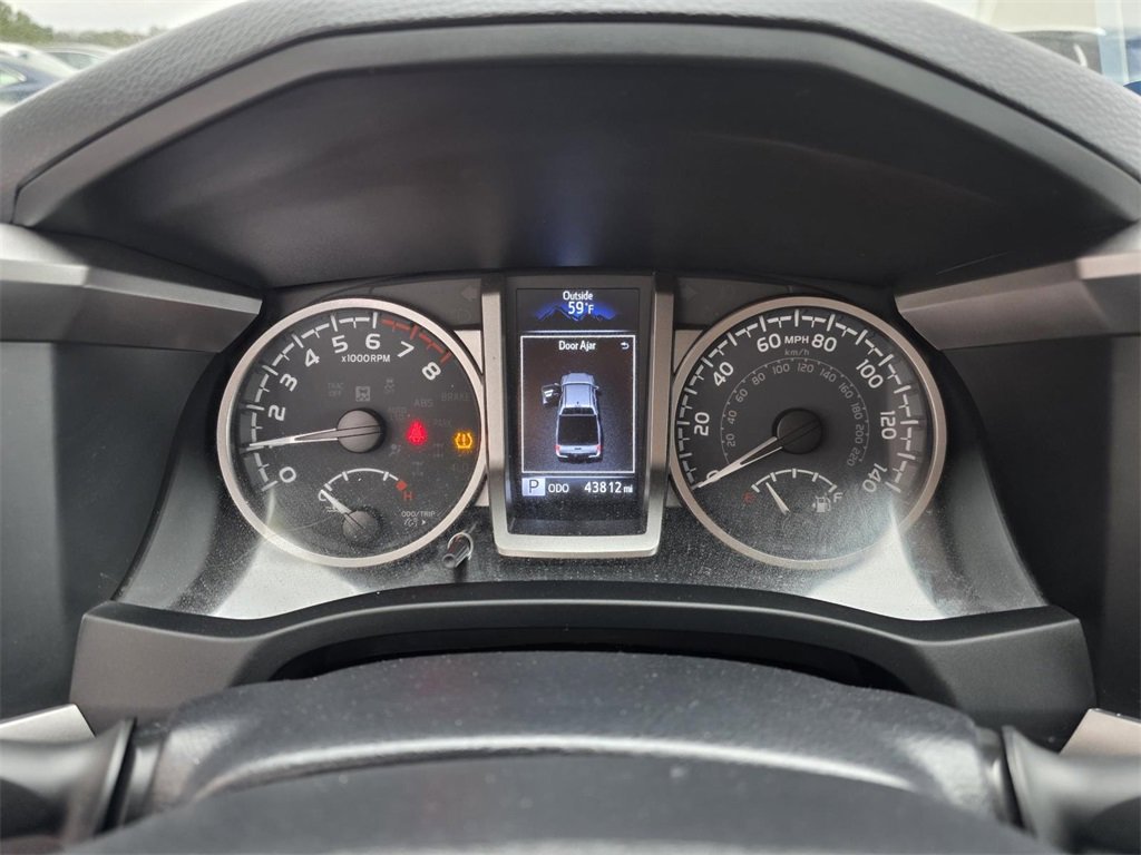 Used 2022 Toyota Tacoma SR5 image 15