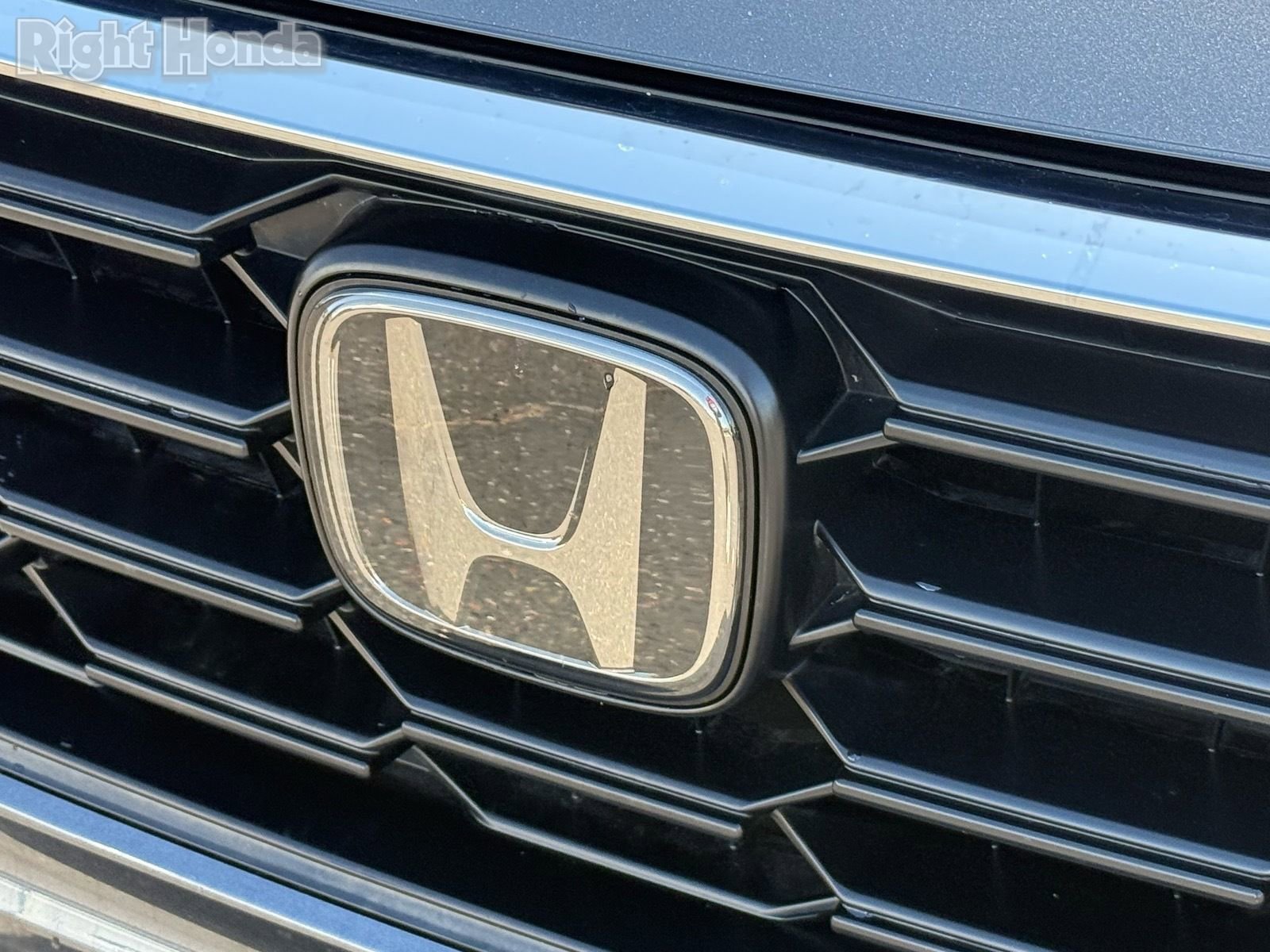 Certified 2025 Honda CR-V LX image 34