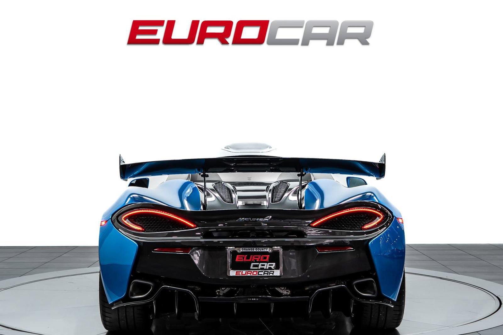 Used 2020 McLaren 620R RWD image 4