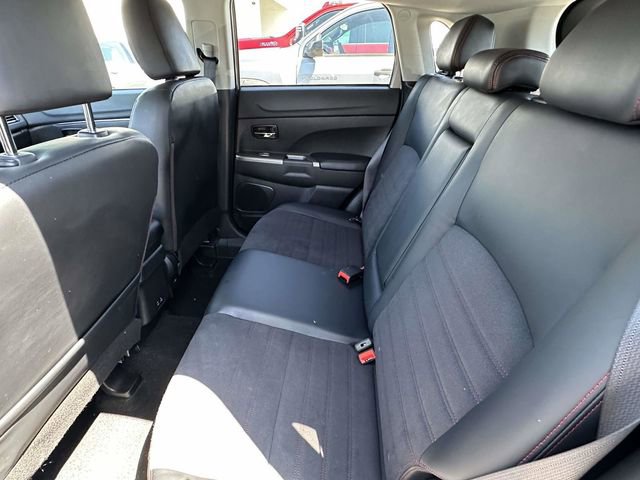 Used 2024 Mitsubishi Outlander Sport SE AWD/4WD image 18