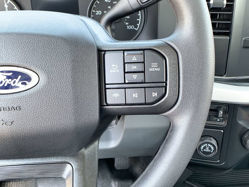 New 2025 Ford F350 XL w/ XL Chrome Package RWD image 27