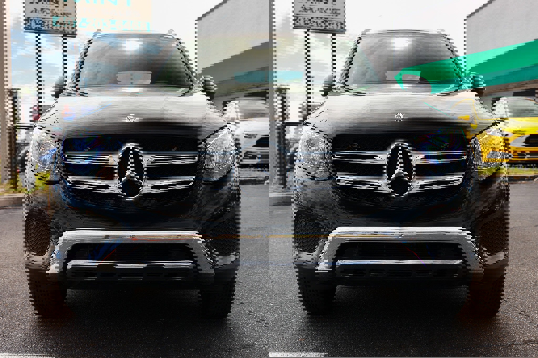 Used 2019 Mercedes-Benz GLC 300 w/ Premium Package image 21