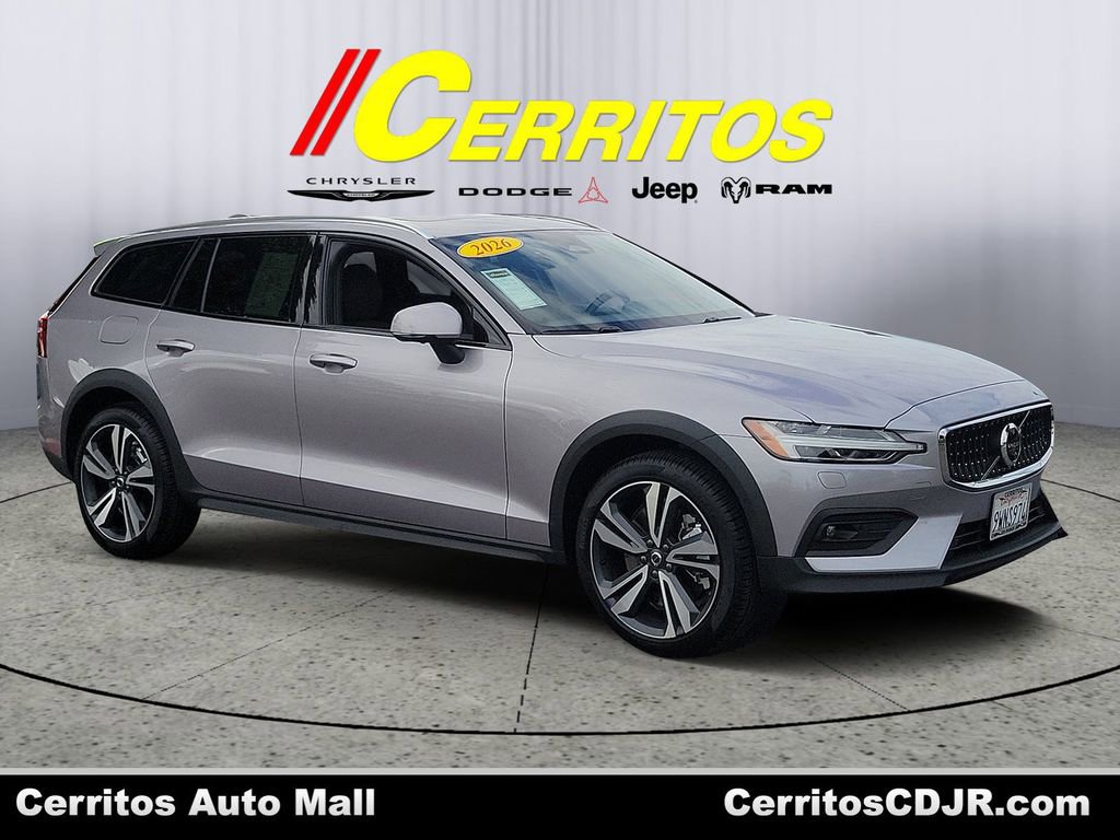 Used 2026 Volvo V60 B5 Cross Country Plus w/ Climate Package