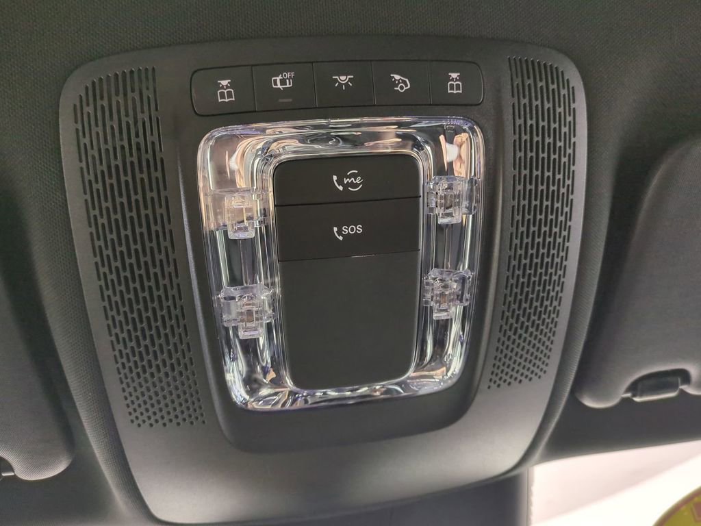 Used 2025 Mercedes-Benz GLA 250 image 24