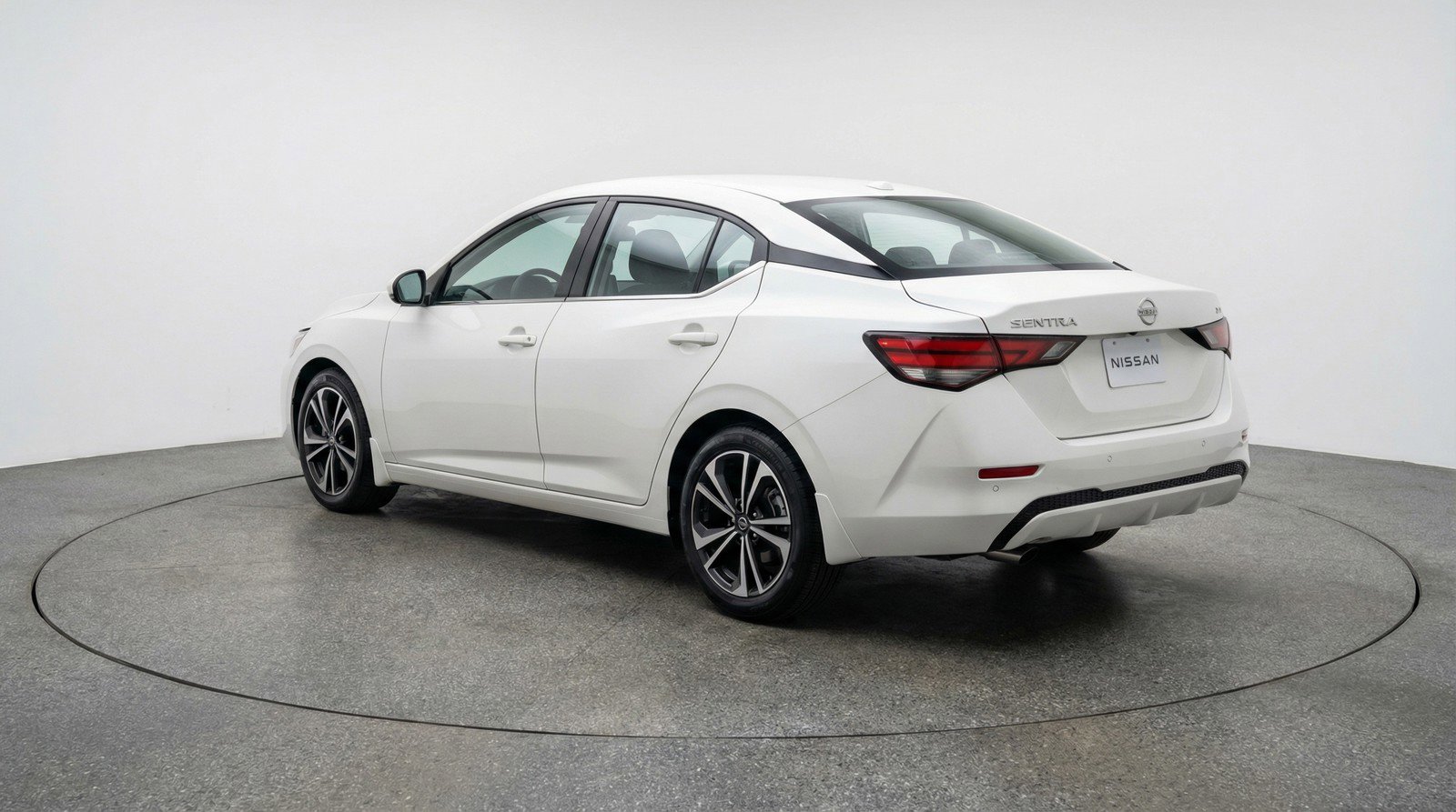 Used 2025 Nissan Sentra SV image 6