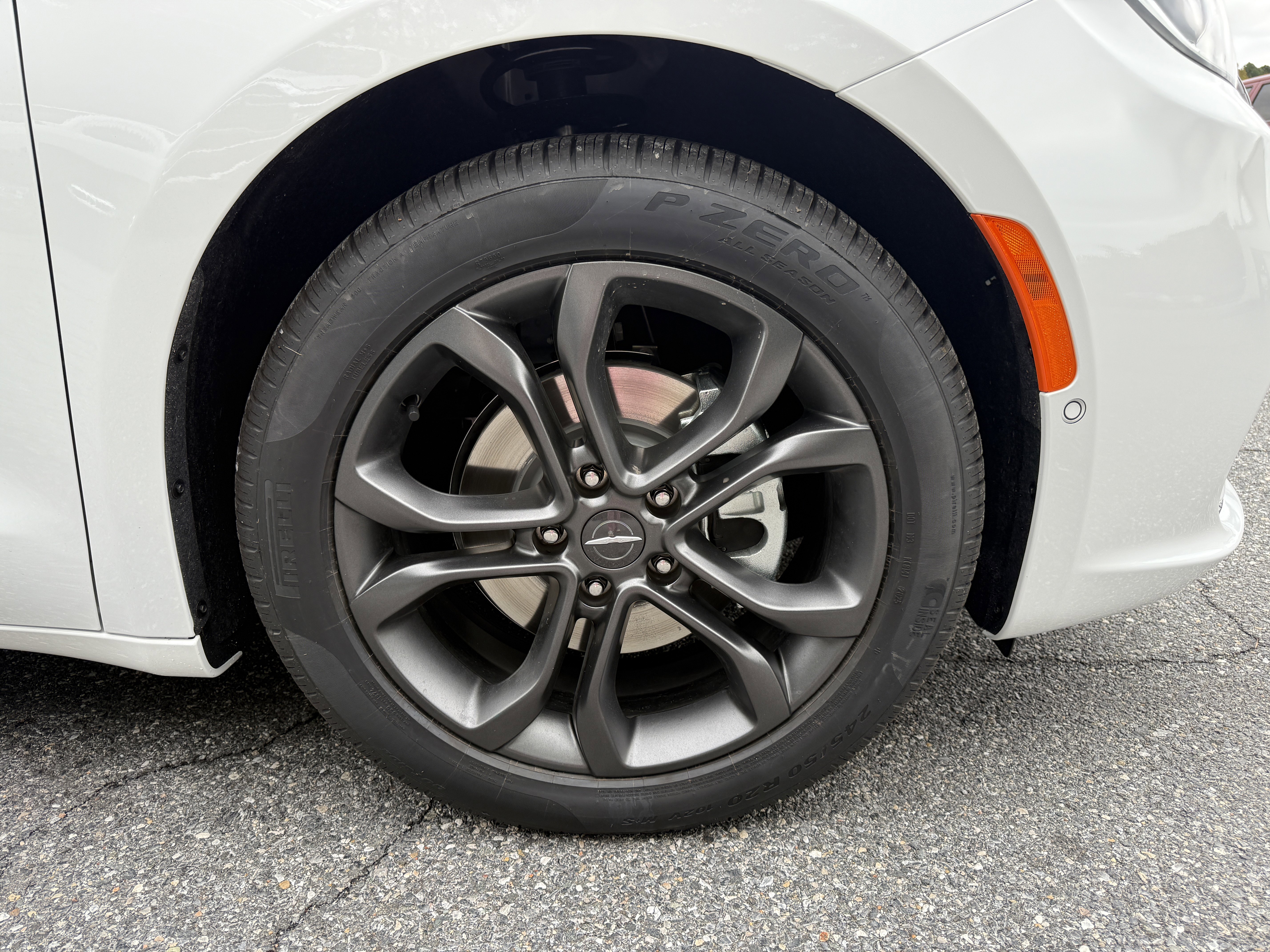 New 2026 Chrysler Pacifica Select image 8