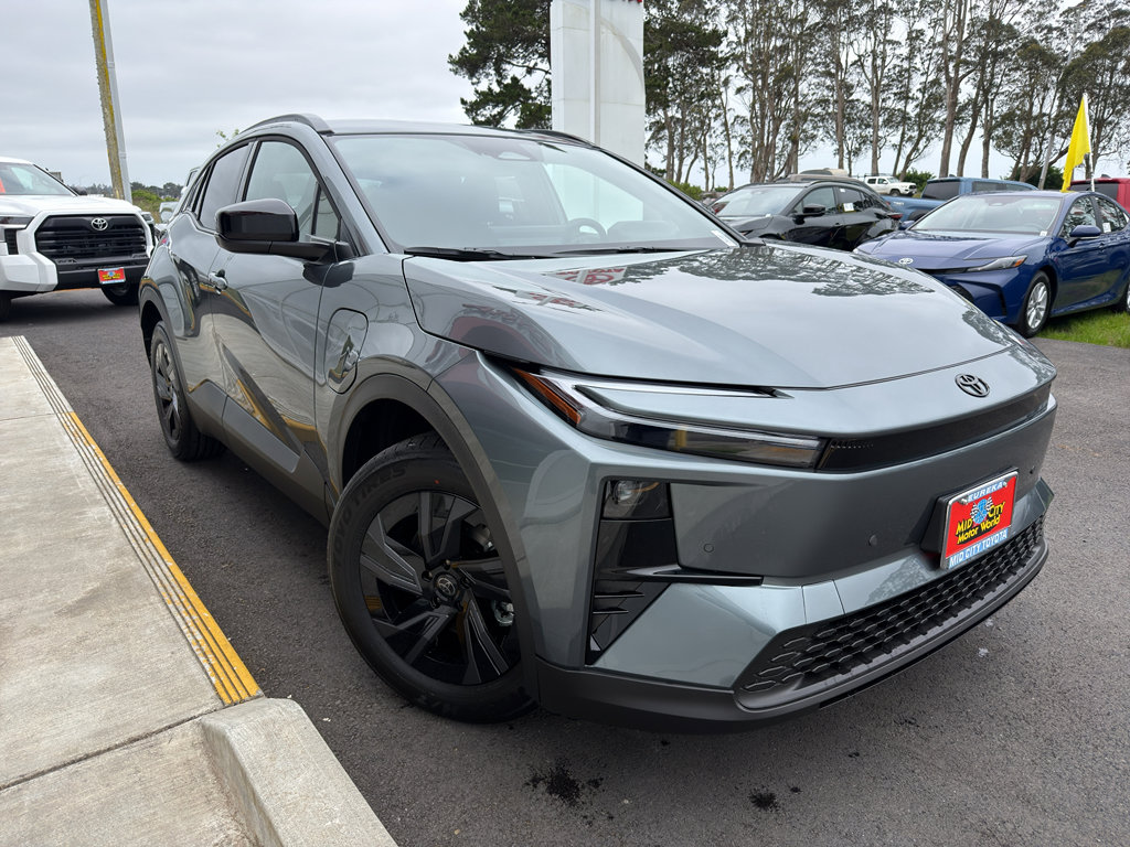 New 2026 Toyota C-HR AWD/4WD image 9