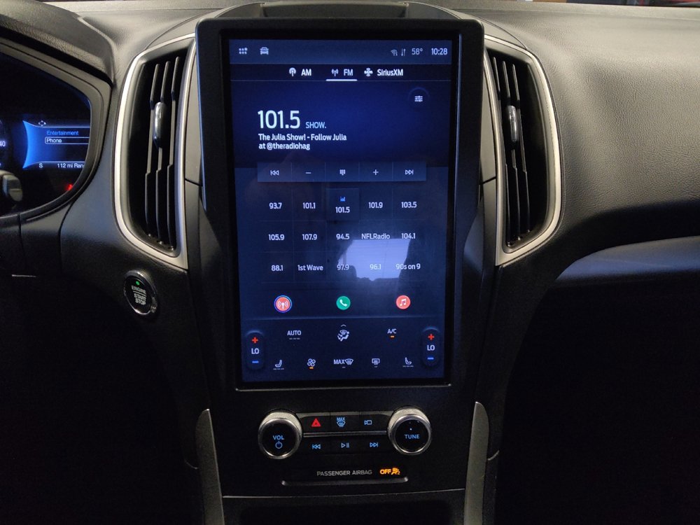 Used 2024 Ford Edge SEL image 25