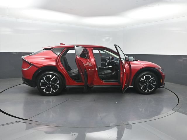 Used 2024 Kia EV6 Wind RWD image 31