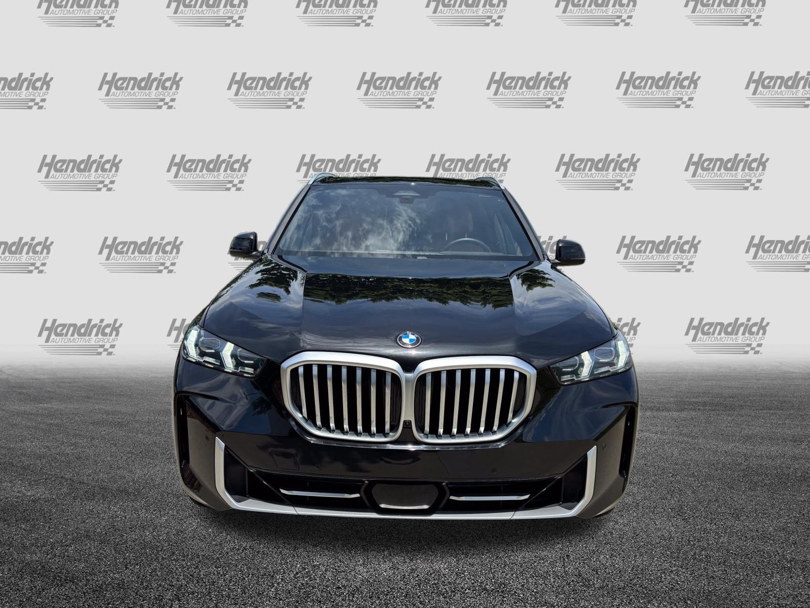 Certified 2025 BMW X5 xDrive40i AWD/4WD image 3