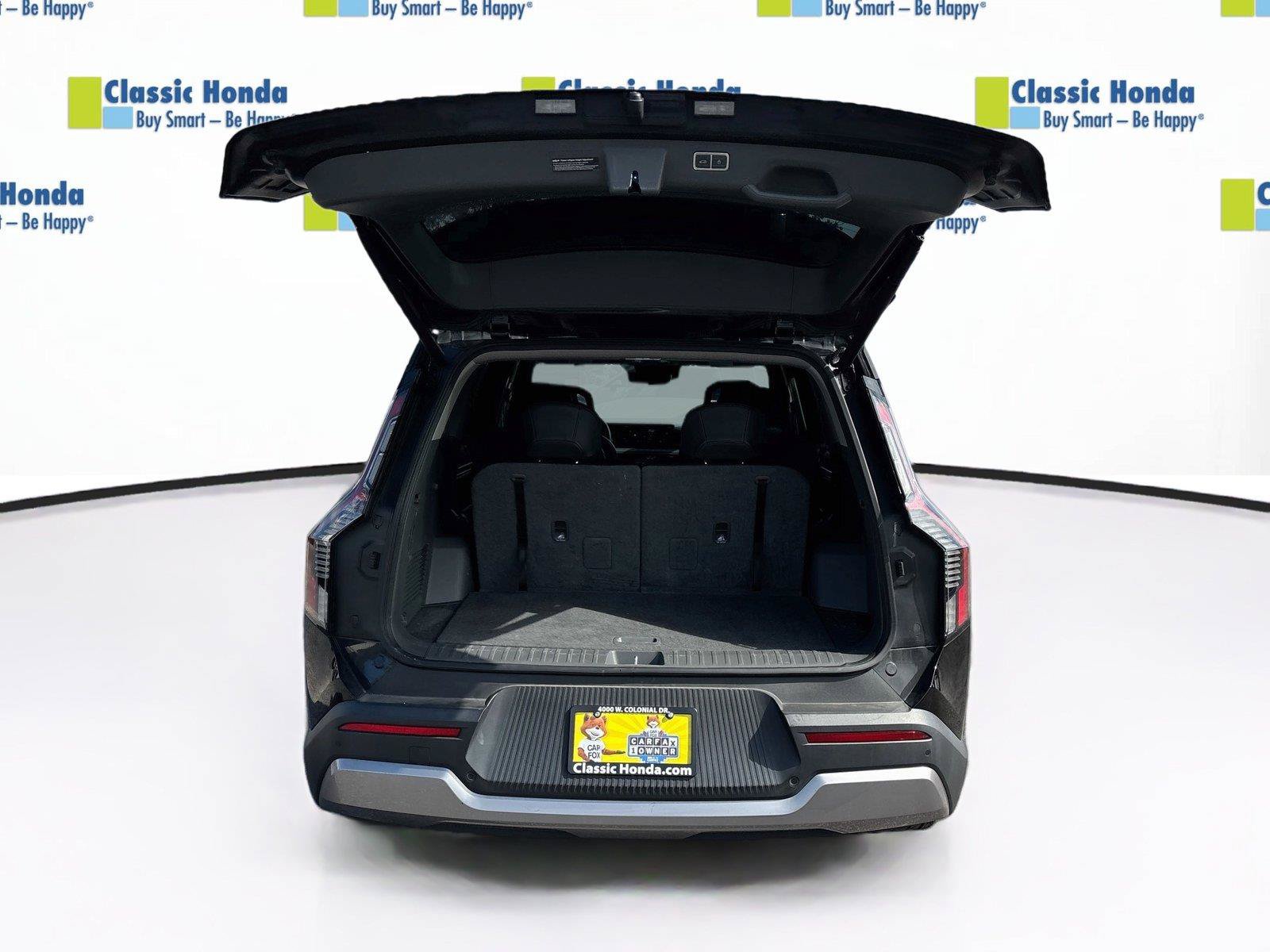Used 2024 Kia EV9 Light Long Range RWD image 30