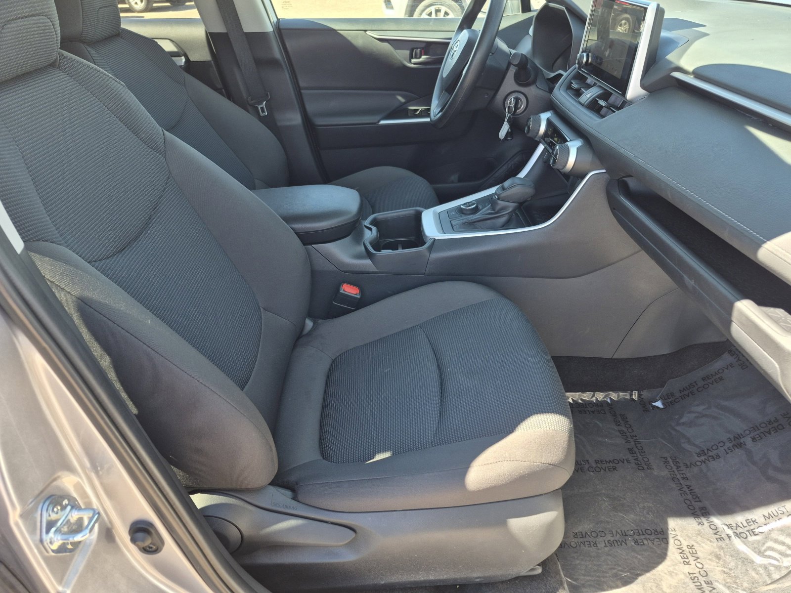 Used 2025 Toyota RAV4 LE image 23