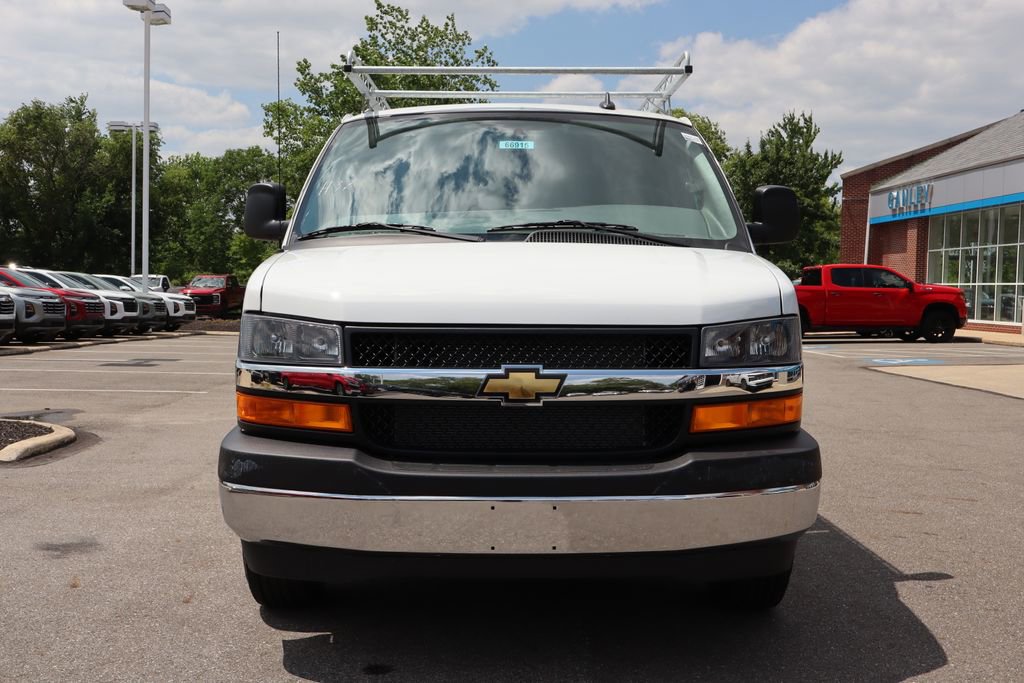 New 2025 Chevrolet Express 2500 w/ Driver Convenience Package image 5