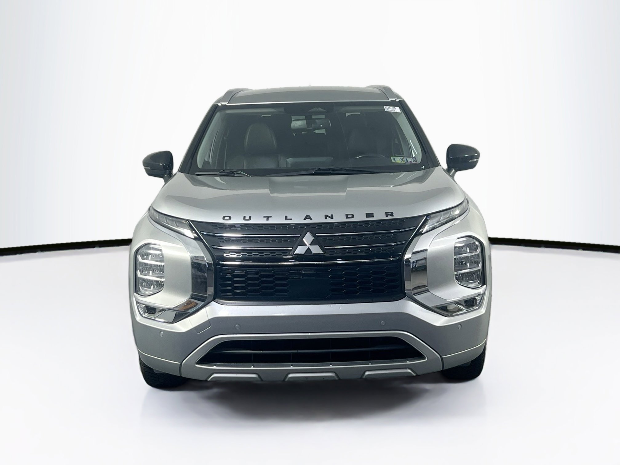 Used 2022 Mitsubishi Outlander SEL FWD image 2