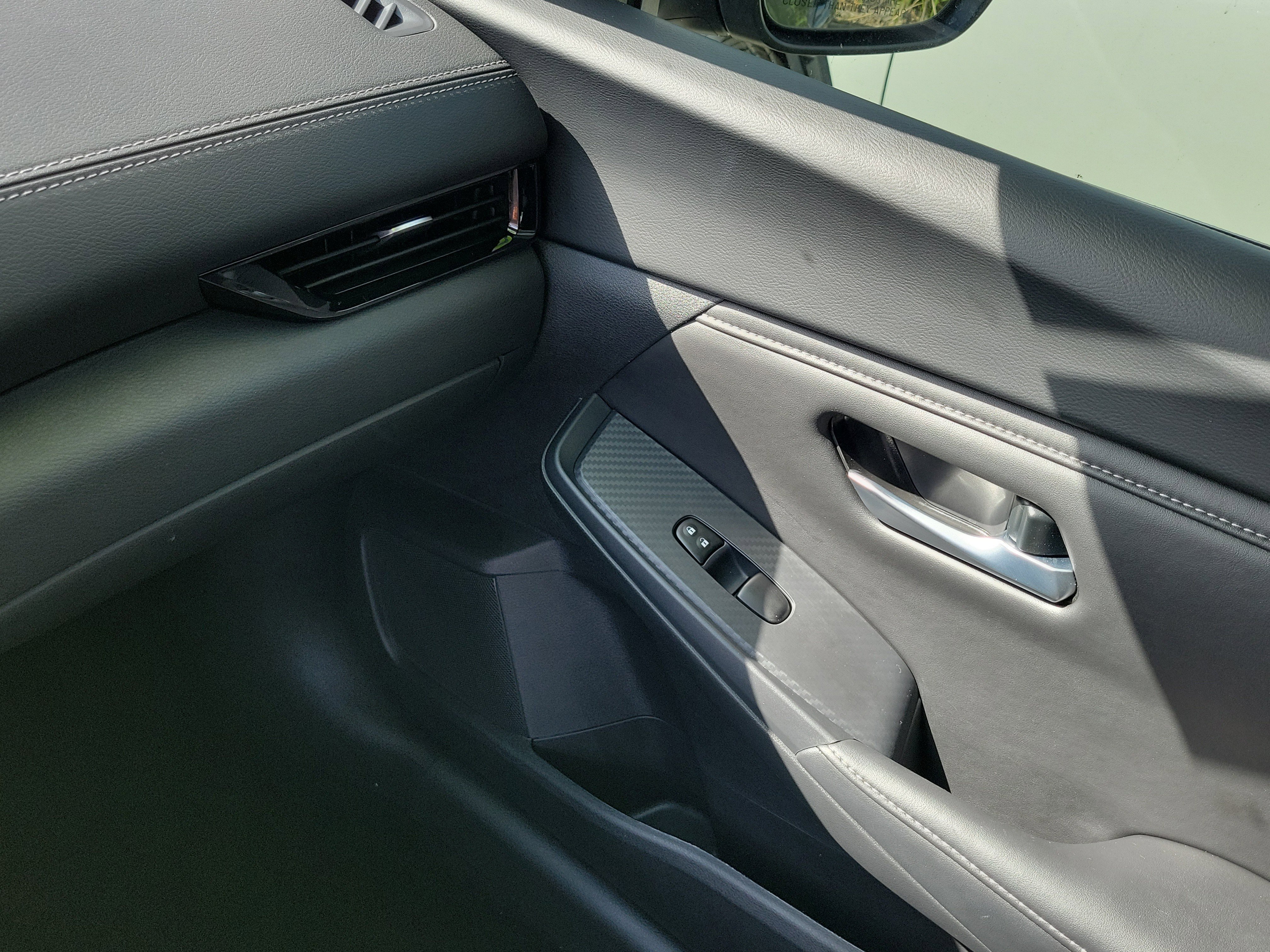 Certified 2025 Nissan Sentra SV w/ All-Weather Package FWD image 29