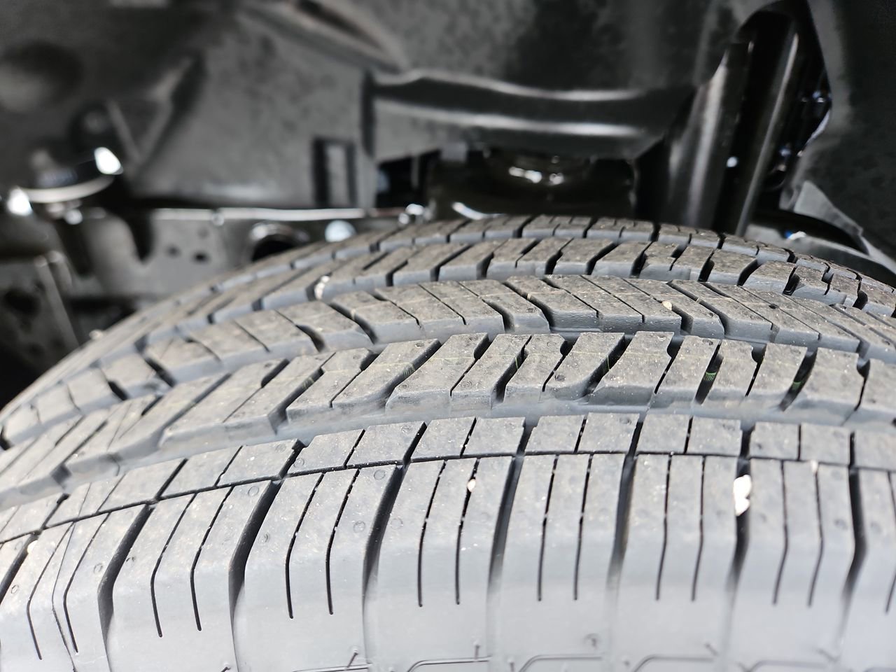 New 2025 Jeep Gladiator Sport image 11