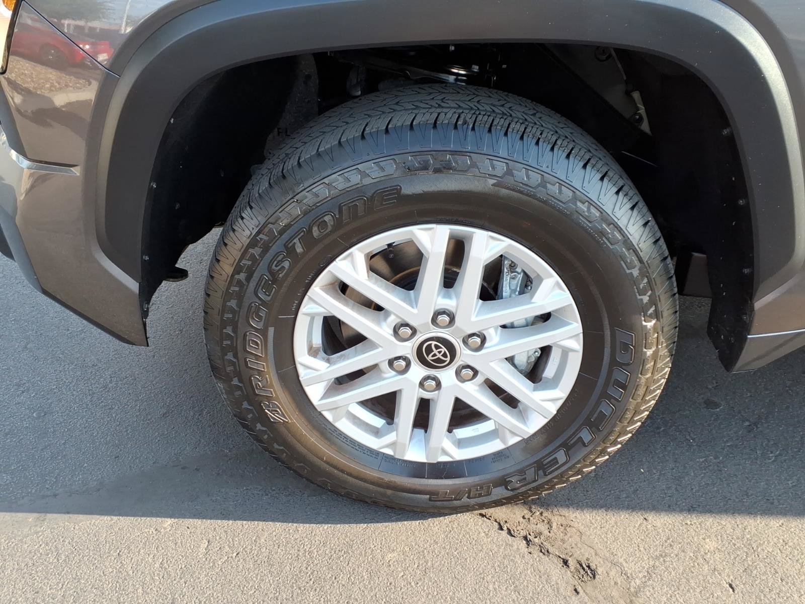 Used 2022 Toyota Tundra SR5 w/ Convenience Package RWD image 9